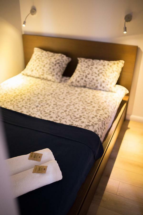 Smoo Apartment ทอรูน ภายนอก รูปภาพ